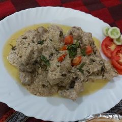 A picture of Mint and cashewnut chicken.