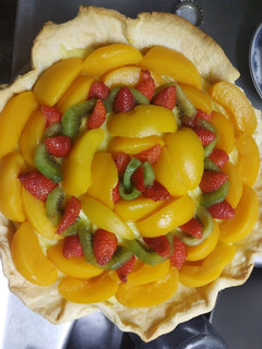 Una foto de Tarta frutal con pastelera