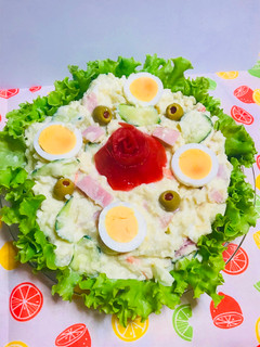 Una foto de Ensalada de papas con Vegetales!