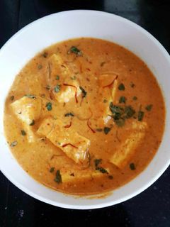 பன்னீர் பால் கிரேவி (Paneer Paal Gravy Recipe in tamil) செய்முறை முக்கிய புகைப்படம்