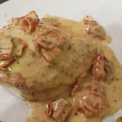 A picture of Chicken with Sun-Dried Tomato Cream Sauce.