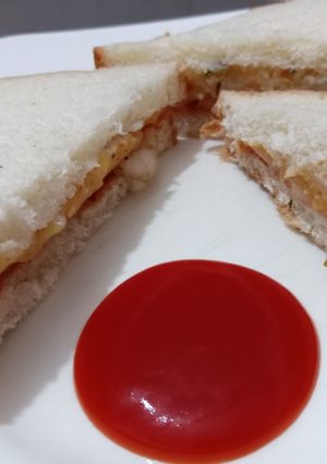 A picture of Instant Chatkhara Sandwich.