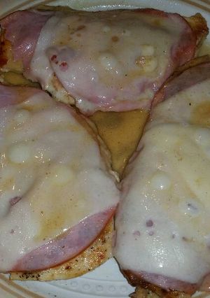 A picture of Low Calorie Chicken Cordon Bleu.