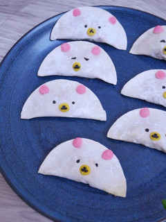 Foto resep Gyoza wortel Rilakkuma(isi sayur & ayam)