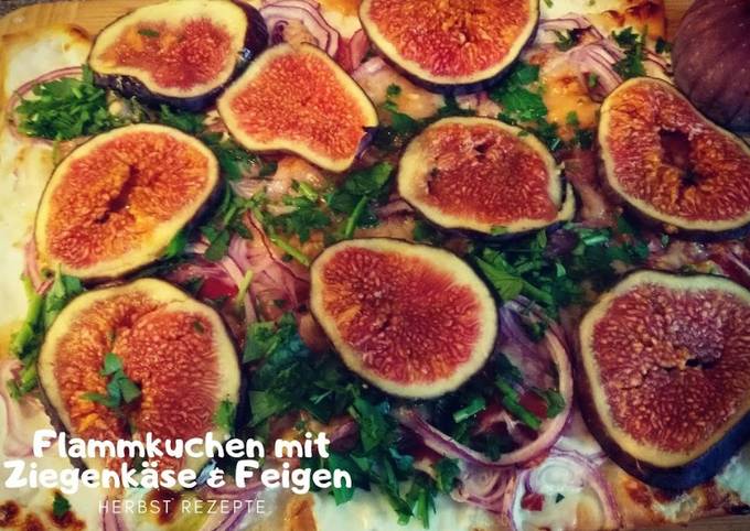 Flammkuchen mit frischem Ziegen Frischkäse