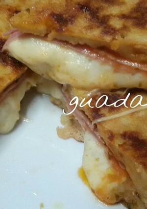 Foto principal de Tortino di pane o calzone de pan duro en GME y F y tradicional