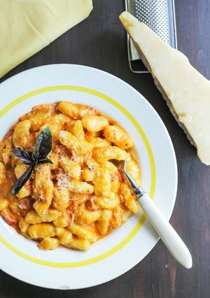 O poză a rețetei GNOCCHI DIN CARTOFI CU BACON ÎN SOS DE ROȘII I Rețetă .