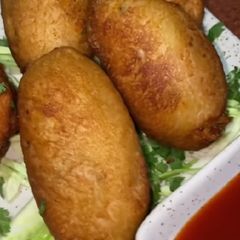 Cheesy bread rolls A picture of Cheesy bread rolls.