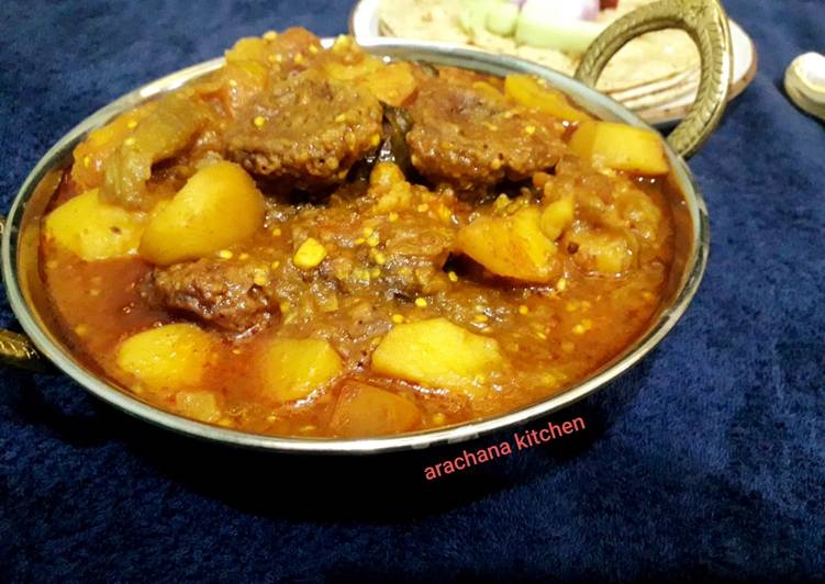 Recipe of Quick Aalu bagan badi ki sabji with chapati and pickle