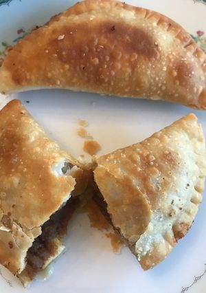 Una foto de Empanadas de papa enchilada