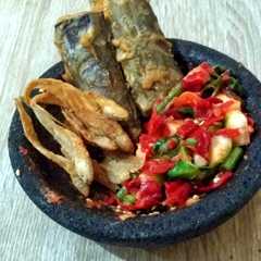 A picture of Sambel Pecak.