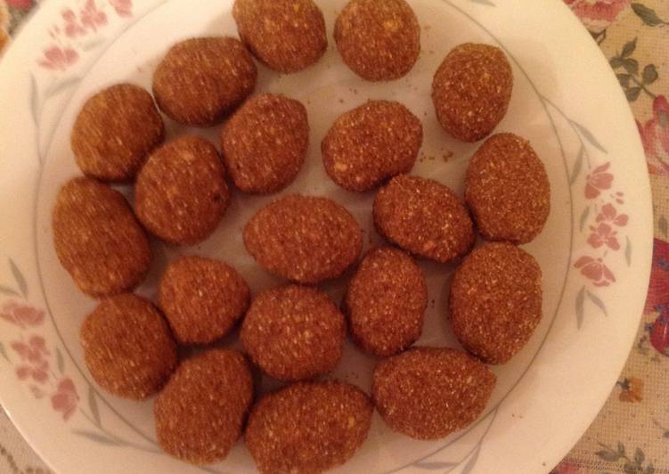 Step-by-Step Guide to Make Super Quick Homemade Cashew Balls