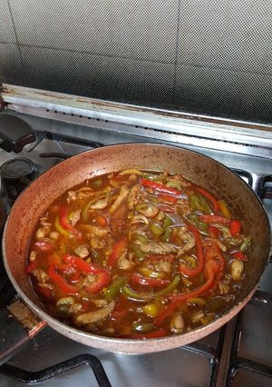 A picture of Sweet and sour sauce.