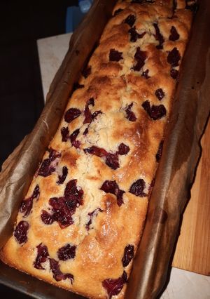 O poză a rețetei Chec cu vișine 🍞🫐.