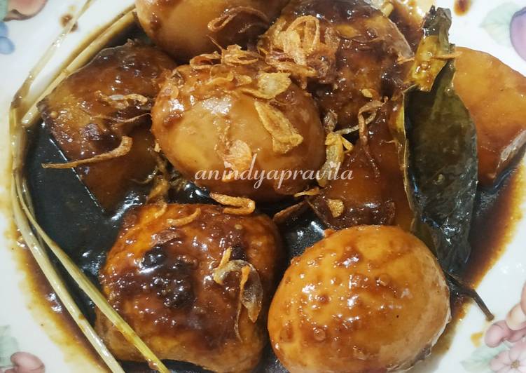 Semur Telur, Tahu dan Kentang