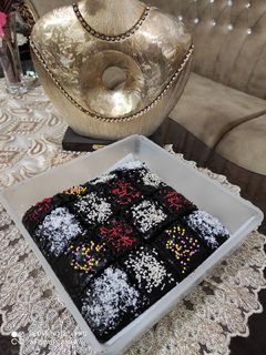 عکسی از دستور کیک خیس شکلاتی