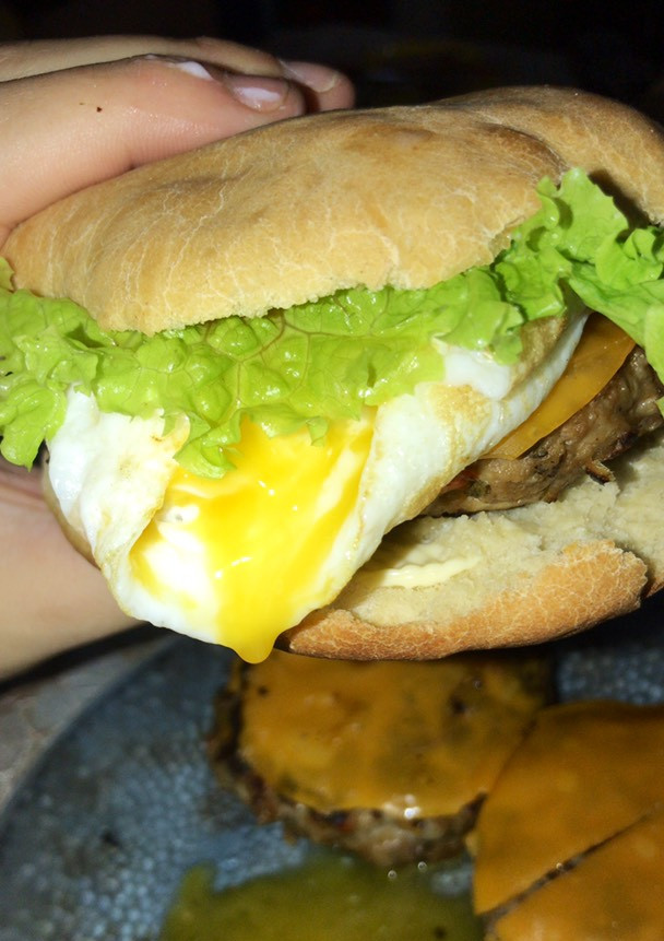 Una foto de Hamburguesa casera🤤
