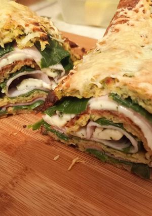 Sonkás-sajtos cukkini rolád recept fotója