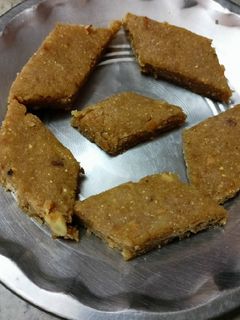 Healthy இன்ஸ்டன்ட் பர்பி(instant burfi recipe in tamil) செய்முறை முக்கிய புகைப்படம்