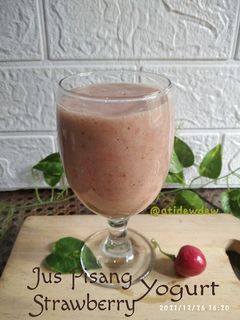 Foto resep *Jus Pisang Straberry Yogurt*