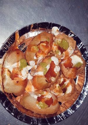 A picture of Dahi Puri.