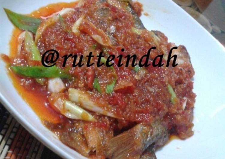 Resep Bandeng Bumbu Merah yang Enak Banget