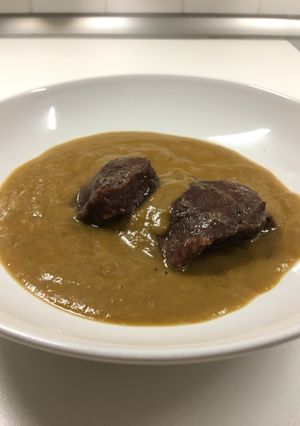 Una foto de Carrilleras de cerdo al vino