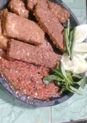 Foto resep Tempe penyet sambal trasi