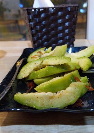 Hình của món Cóc dầm bò khô.
