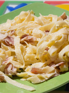 Una foto de Tagliatelle alla carbonara