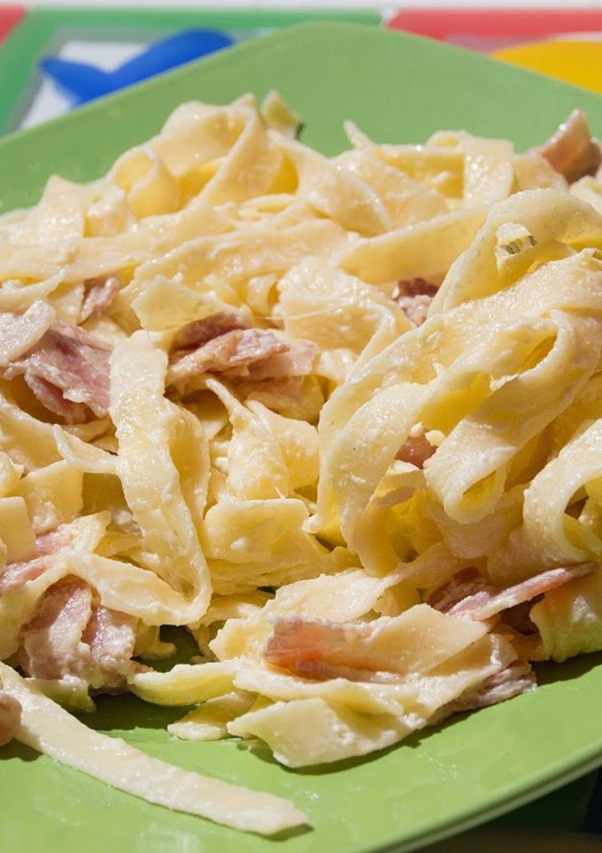 Una foto de Tagliatelle alla carbonara