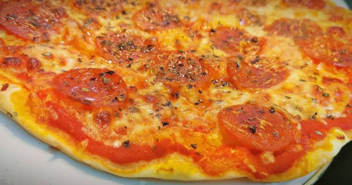 Pizza Pepperoni Receta de josevillalta- Cookpad