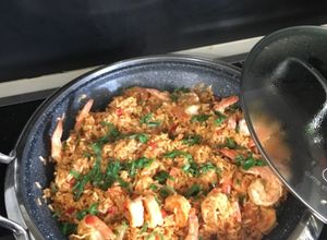 Una foto de Arroz Integral con Camarones