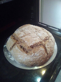 Una foto de Pan integral con masa madre