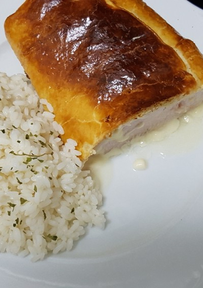 Una foto de Rollo de pavo en hojaldre