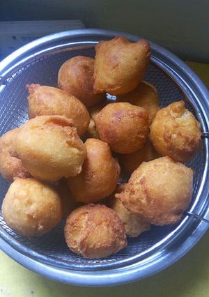 A picture of Mandazi.