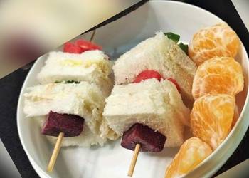 How to Recipe Delicious Shashlik style cube sandwiches