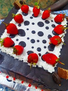 Foto resep Kue ulang tahun blackforest / blackforest ganache