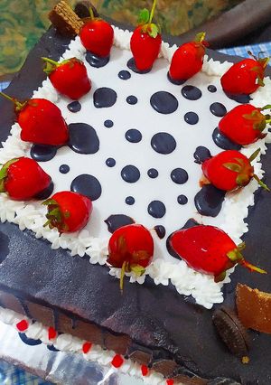Foto resep Kue ulang tahun blackforest / blackforest ganache