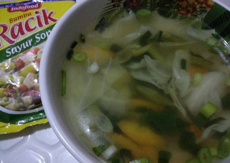 Sayur sop sederhana bumbu racik