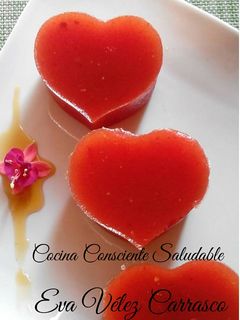 Una foto de Corazones de gelatina de sandía