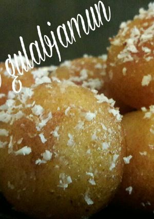 A picture of Sooji gulabjamun.
