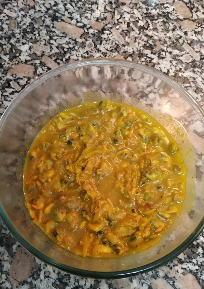 Una foto de Almejas o berberechos al azafrán (clásico o con Thermomix)