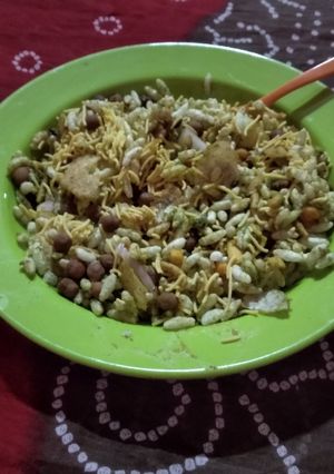 ભેળ (Bhel Recipe In Gujarati) રેસીપી મુખ્ય ફોટો