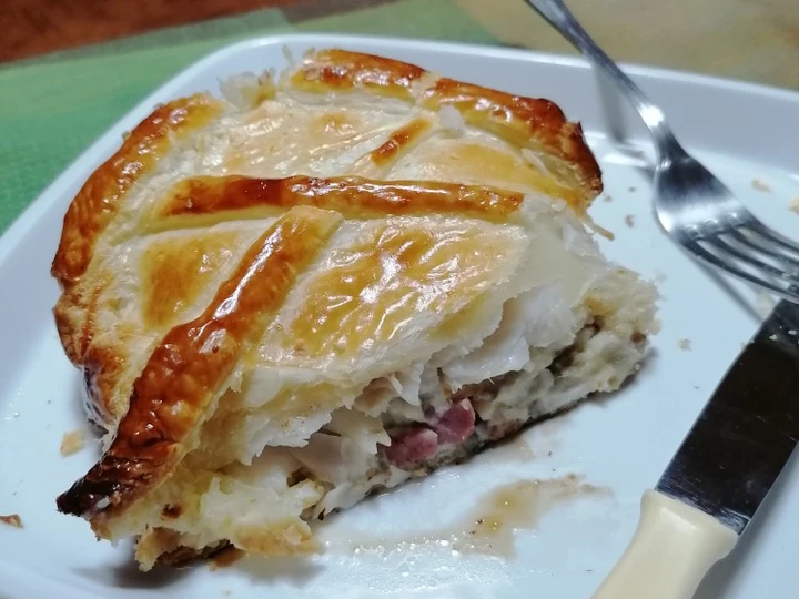 Receta Hojaldre relleno de merluza con bechamel de champiñón y jamón  que Delicioso