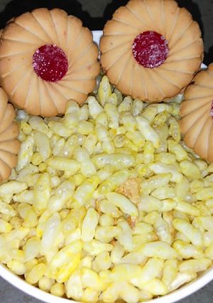 લસણીયા મમરા (Garlic Mamra Recipe in Gujarati) રેસીપી મુખ્ય ફોટો