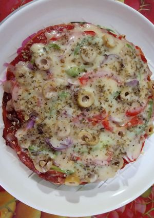 A picture of Rava Semolina Pizza.
