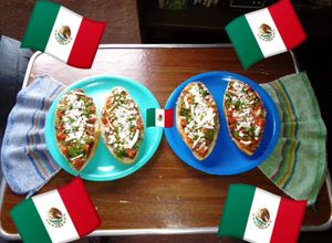 Una foto de 🇲🇽Molletes de Longaniza muy a la Mexicana 🇲🇽