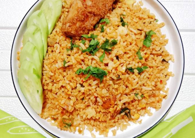 Resep Nasi Goreng Kari Praktis oleh KasMira - Cookpad