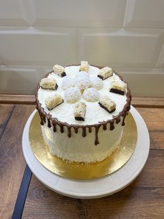 Fehércsokis kókuszos torta recept fotója